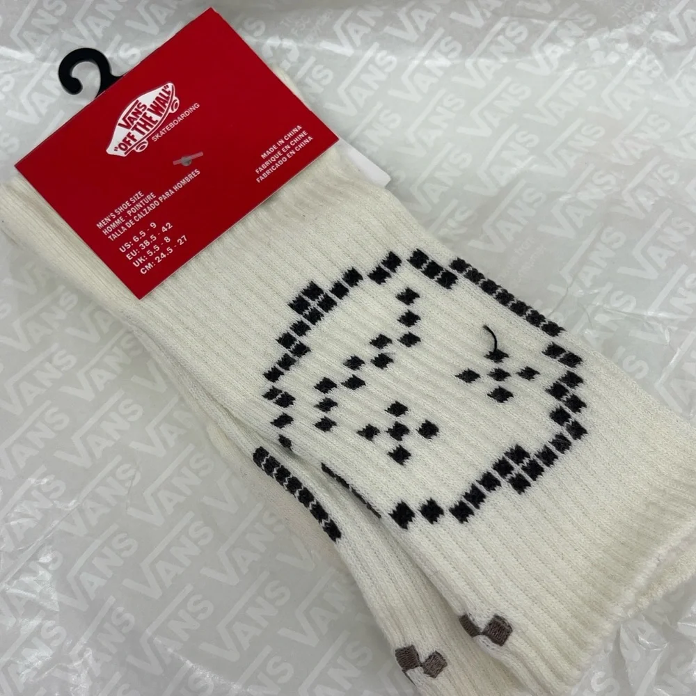 Vans Designer Logo Sport Skater Surfer Crew
Cut Socks 
Vans Skate Clay  (1 pair) - Picture 3 of 16